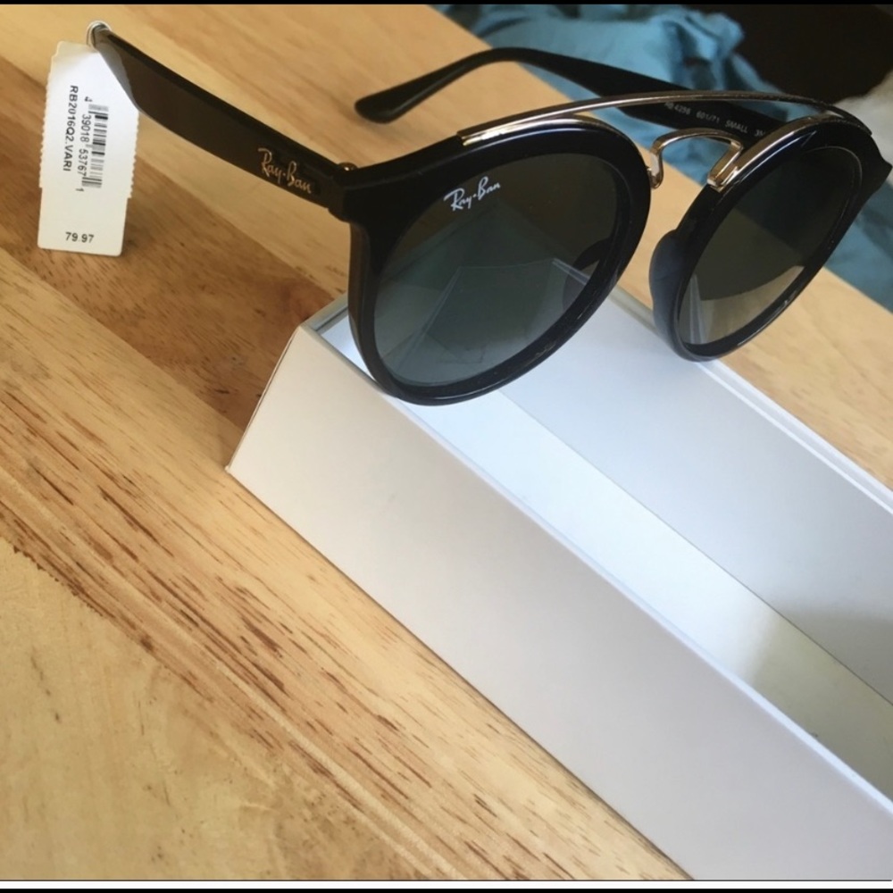 Ray-Ban glasses NWT just in time for the season.